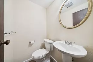 106 Autumn Dr, Trafford, PA 15085 - Photo 8
