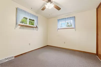 210 N 16th Ave, New Brighton, PA 15066 - Photo 20