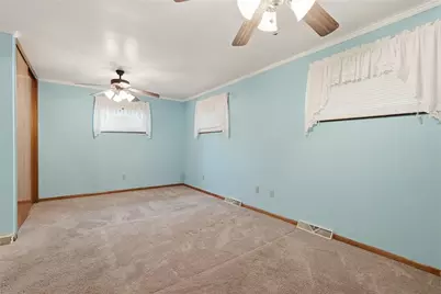 210 N 16th Ave, New Brighton, PA 15066 - Photo 16