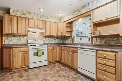 210 N 16th Ave, New Brighton, PA 15066 - Photo 12