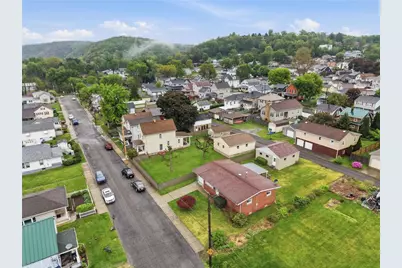 210 N 16th Ave, New Brighton, PA 15066 - Photo 6