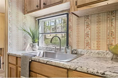 154 Thompson Rd, Derry Township, PA 15779 - Photo 4
