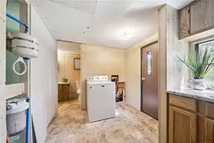 154 Thompson Rd, Derry Township, PA 15779 - Photo 14