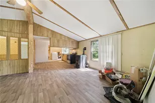 154 Thompson Rd, Derry Township, PA 15779 - Photo 10