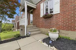 4580 Echo Glen Dr, Pittsburgh, PA 15236 - Photo 4