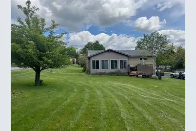 200 North Dr, Center Township, PA 16001 - Photo 4
