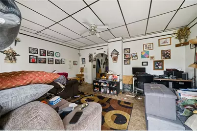 24 Miller St, Latrobe, PA 15650 - Photo 2