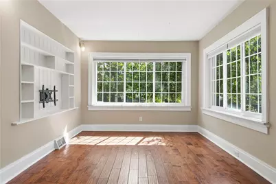 5443 Wellesley Ave, Pittsburgh, PA 15206 - Photo 8