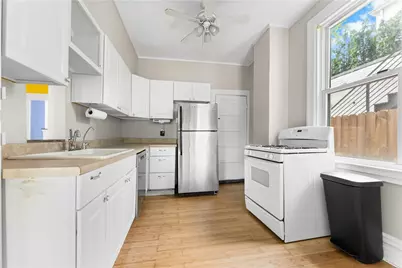 184 W Hutchinson Ave, Pittsburgh, PA 15218 - Photo 10
