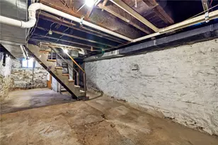 1841 Locust St, Downtown Pgh, PA 15219 - Photo 32