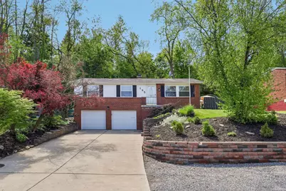 195 Parkedge Road, Green Tree, PA 15220 - Photo 2