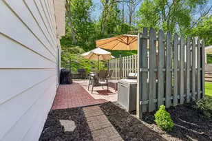195 Parkedge Rd, Green Tree, PA 15220 - Photo 38