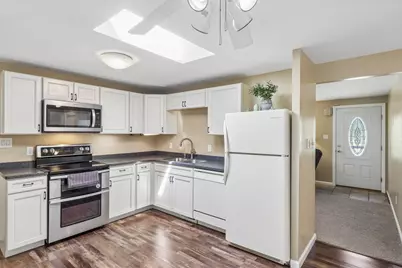195 Parkedge Road, Green Tree, PA 15220 - Photo 6