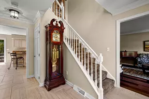 102 Foxwood Dr, Pittsburgh, PA 15090 - Photo 10