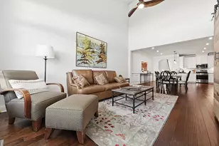 2533 Adele Ct, Pittsburgh, PA 15143 - Photo 2