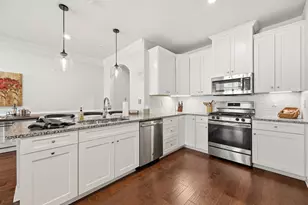 2533 Adele Ct, Pittsburgh, PA 15143 - Photo 6