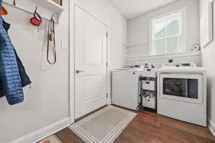 2533 Adele Ct, Pittsburgh, PA 15143 - Photo 10