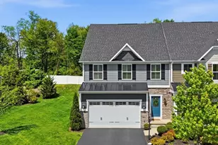 2533 Adele Ct, Pittsburgh, PA 15143 - Photo 1