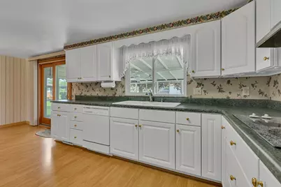 102 Pinecrest Dr, South Beaver Township, PA 15010 - Photo 6