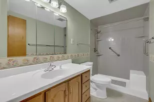 102 Pinecrest Dr, South Beaver Township, PA 15010 - Photo 10