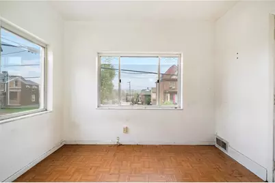 2419 Woodstock Ave, Pittsburgh, PA 15218 - Photo 4