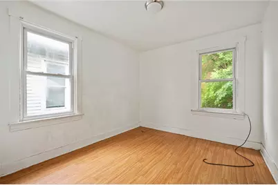 2419 Woodstock Ave, Pittsburgh, PA 15218 - Photo 16