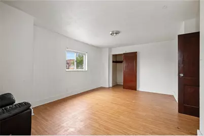 2419 Woodstock Ave, Pittsburgh, PA 15218 - Photo 20