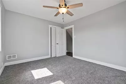 200 Thomas Street, West Mifflin, PA 15122 - Photo 16