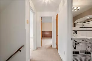 16 Love Pl, Pittsburgh, PA 15218 - Photo 18
