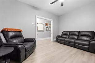 1017 Uvilla, Elliott, PA 15220 - Photo 6