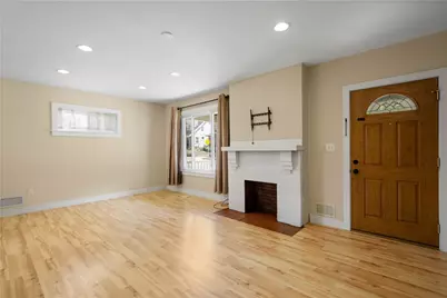 747 Hiland Ave, Coraopolis, PA 15108 - Photo 6