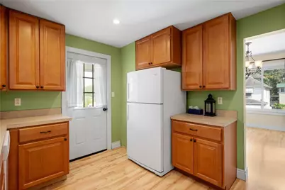 747 Hiland Ave, Coraopolis, PA 15108 - Photo 14
