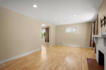 747 Hiland Ave, Coraopolis, PA 15108 - Photo 8