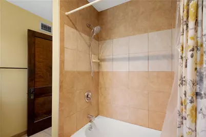 747 Hiland Ave, Coraopolis, PA 15108 - Photo 24