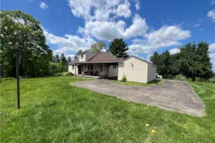 4721 Williamsport Rd, Forward Township, PA 15063 - Photo 10