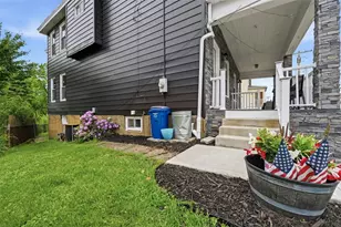 1717 Rutledge St, Pittsburgh, PA 15211 - Photo 4