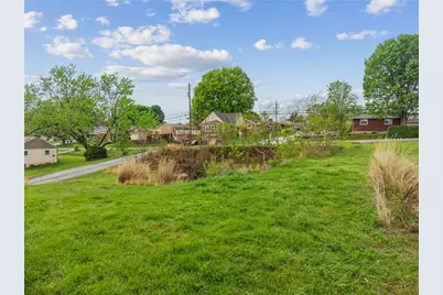 361 Carpenter Ln, North Huntingdon, PA 15642 - Photo 8
