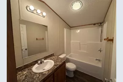 203 Cardinal Dr, Jeannette, PA 15644 - Photo 16
