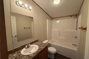 203 Cardinal Dr, Jeannette, PA 15644 - Photo 16