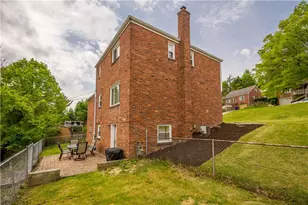 142 Senate Dr, Pittsburgh, PA 15236 - Photo 24