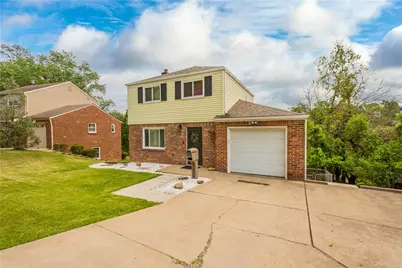 142 Senate Dr, Pittsburgh, PA 15236 - Photo 2