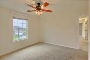 305 Ranchero Dr, Moon/Crescent Twp, PA 15108 - Photo 32