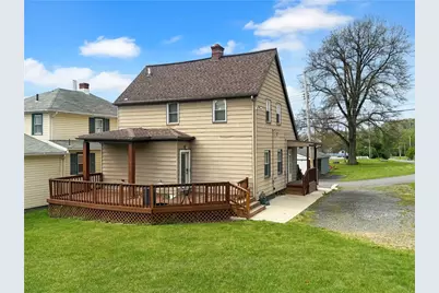 1098 Tenth St, Taylor Township, PA 16160 - Photo 2