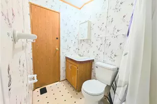 19 Emerald Dr, Pine Township, PA 16127 - Photo 24