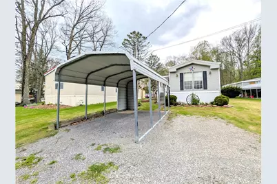 19 Emerald Dr, Pine Township, PA 16127 - Photo 4