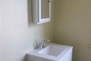 2722 Bethesda St, Pittsburgh, PA 15227 - Photo 8