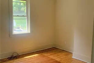 2722 Bethesda St, Pittsburgh, PA 15227 - Photo 6