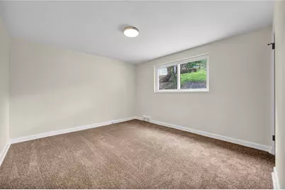 3757 Schuette Rd, Pittsburgh, PA 15227 - Photo 12