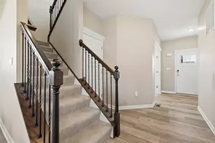 101 Doria Ann Dr, Center Township, PA 15061 - Photo 4
