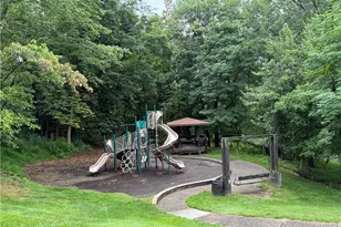 404 Rockledge Dr, Aleppo, PA 15143 - Photo 40